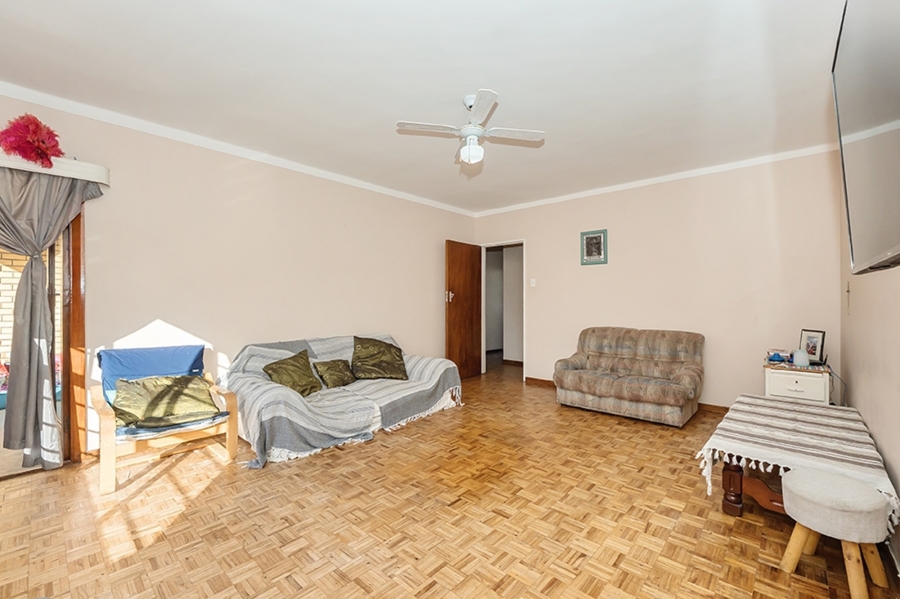 2 Bedroom Property for Sale in Heathfield Western Cape